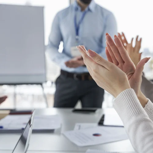 governan&ccedil;a em modelos de trabalho alternativos